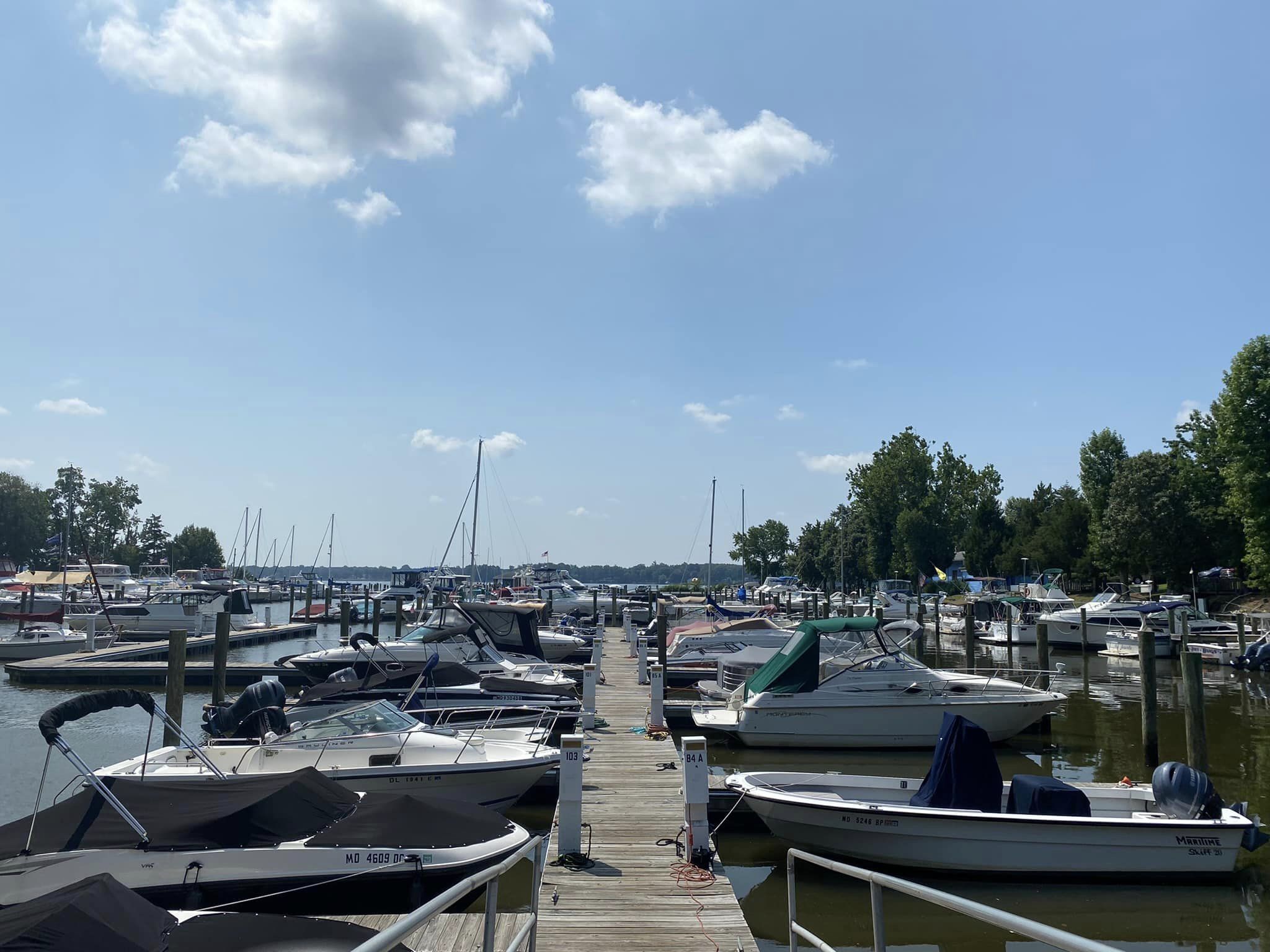 Boat Slip Rentals - Two Rivers Yacht Basin